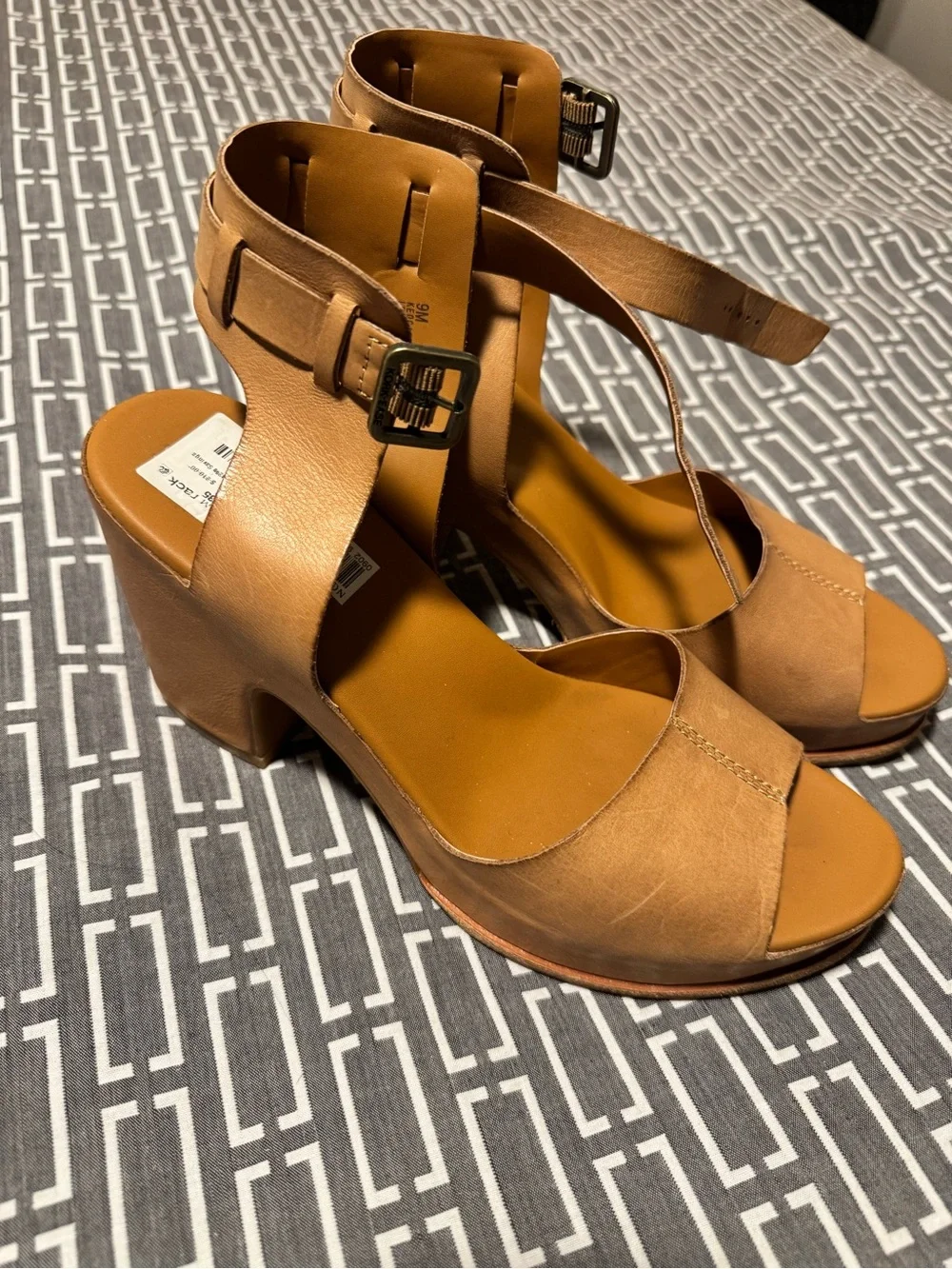 Kork Ease Stasia NWT Natural Platform Block Heel Sandals